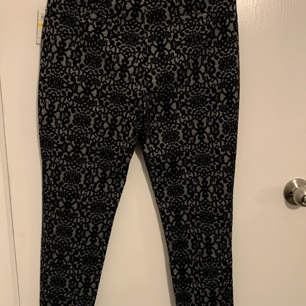 Thalia Sodi ❤️ || Pants || Black
